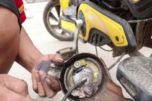 合川区电动车刹车故障